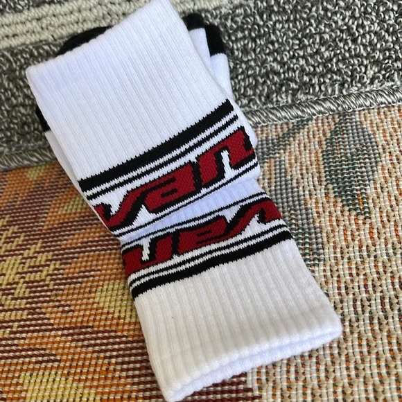 VANS “Off The Wall”  socks - Picture 7 of 10